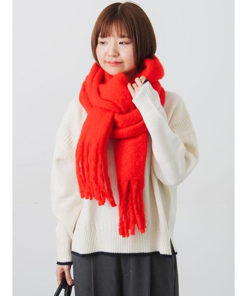 Lugnoncure(ルノンキュール)の「ボリュームストール(ストール/ショール・レディース・ベージュ/レッド/ブラック/グレー・F)」の6枚目の写真