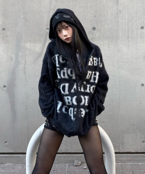 lilful(リルフル)の「シャギーダメージロゴニットジップアップパーカー(パーカー・メンズ・ブラック/グレー・M/L)」の18枚目の写真