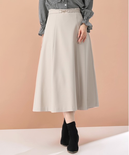 MISCH MASCH（ミッシュマッシュ）の「2025秋冬新作 ビット付きベルトフレアスカート（スカート・レディース・ブラック×ホワイト/ベージュ/チャコールグレー・S/M）」の3枚目の写真