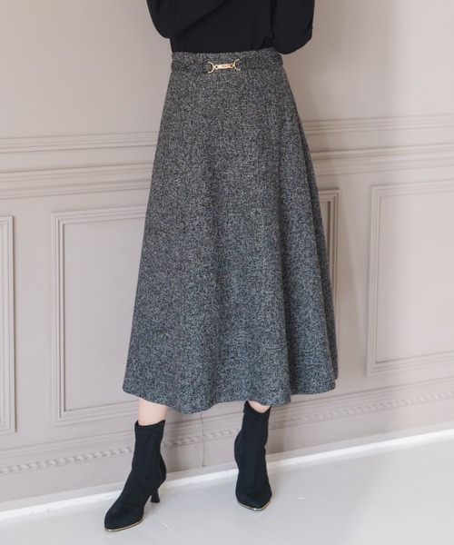 MISCH MASCH（ミッシュマッシュ）の「2025秋冬新作 ビット付きベルトフレアスカート（スカート・レディース・ブラック×ホワイト/ベージュ/チャコールグレー・S/M）」の16枚目の写真