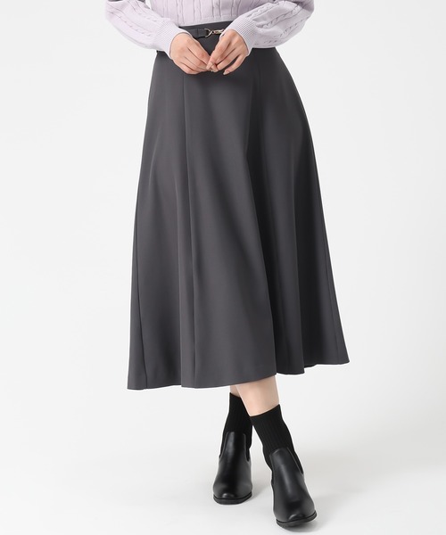 MISCH MASCH（ミッシュマッシュ）の「2025秋冬新作 ビット付きベルトフレアスカート（スカート・レディース・ブラック×ホワイト/ベージュ/チャコールグレー・S/M）」の7枚目の写真