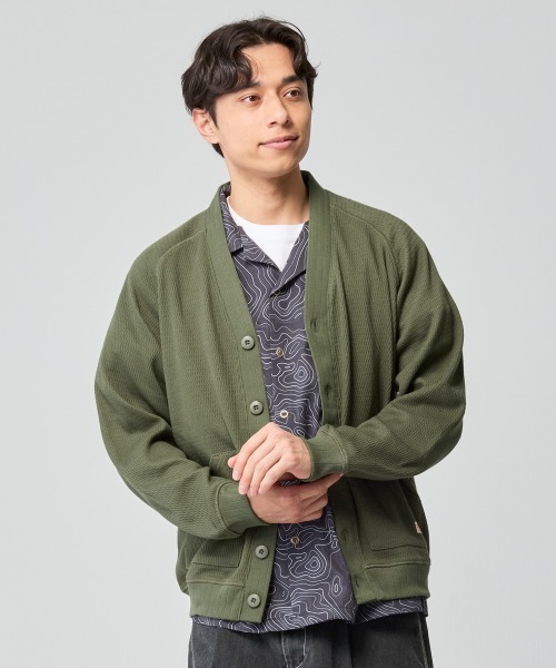 KRIFF MAYER(クリフメイヤー)の「ハニカムワッフルVカーデ(カーディガン/ボレロ・メンズ・ナチュラル/ネイビー/オリーブ/チャコール/グレー・LARGE/X-LARGE/MEDIUM)」の4枚目の写真