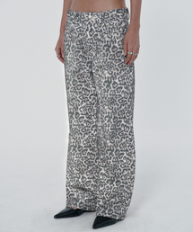 suade（スエード）の「LEOPARD JEAN [IVORY]（デニムパンツ）」