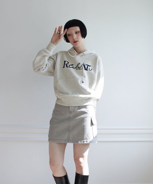 RUBATI(ルバティ)の「Lettering Logo HOOD (OATMEAL)(パーカー・レディース・その他・FREE)」の5枚目の写真