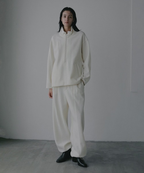 MANOF(マノフ)の「BOUCLE HALF ZIP TOPS(スウェット・レディース・アイボリー/チャコールグレー・S/M)」の14枚目の写真