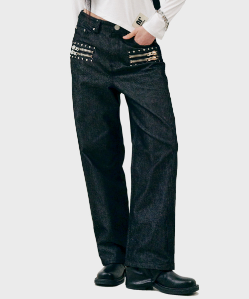 NILLRING(ニルリン)の「P13.00 Zip stud point pants _ Black(デニムパンツ・レディース・ブラック・SMALL/MEDIUM)」の1枚目の写真