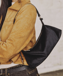 MILK WAVE（ミルクウェーブ）の「ベルベットピアステールショルダーバッグ[ブラック]（ショルダーバッグ）」