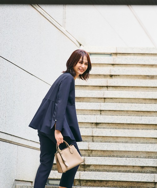 CROSS FUNCTION（クロスファンクション）の「《洗える・シワになりにくい》正解ペプラムブラウス　5サイズ展開【CROSS FUNCTION/クロスファンクション】（シャツ/ブラウス・レディース・ネイビー/ブラック/ライトベージュ・7号/9号/11号/13号/15号）」の11枚目の写真