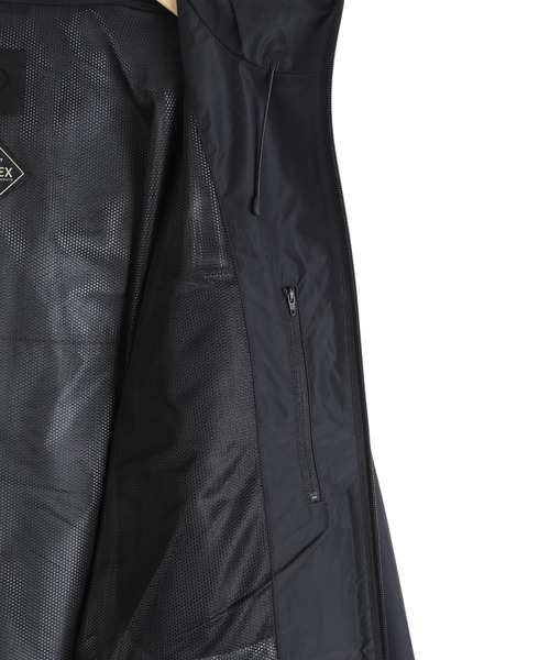 DAIWA PIER39（ダイワピア39）の「DAIWA PIER39 / ダイワ ピアサーティナイン：GORE-TEX TECH MIL SHELL JACKET：BJ-10025W[PIE]（ナイロンジャケット・メンズ・ホワイト/ブラック・S/M/L）」の10枚目の写真
