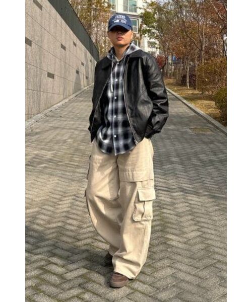 INEXCIS(イネクシス)の「ノンフェイドワイドカーゴパンツ(ベージュ)(デニムパンツ・メンズ・その他・MEDIUM/LARGE)」の11枚目の写真