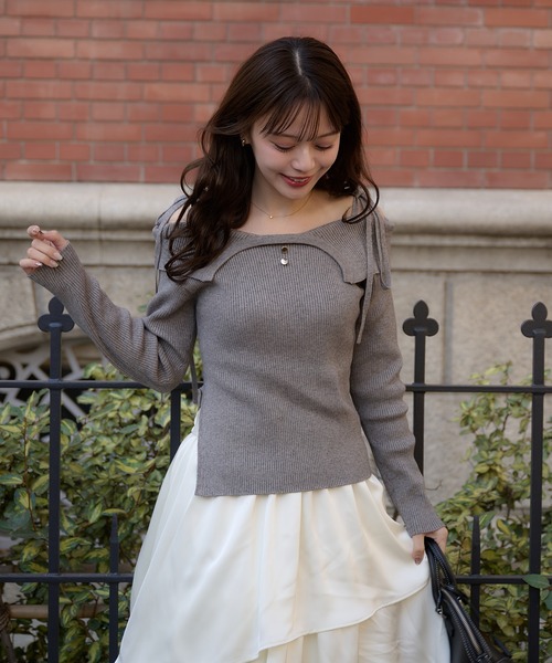 fupel（フぺル）の「off-shoulder ribbon knit × tiered skirt set / オフショルダーリボンニット×ティアードスカートセット（セットアップ・レディース・ライトグレー/ピンク/グレイッシュベージュ・FREE）」の14枚目の写真