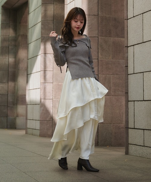 fupel（フぺル）の「off-shoulder ribbon knit × tiered skirt set / オフショルダーリボンニット×ティアードスカートセット（セットアップ・レディース・ライトグレー/ピンク/グレイッシュベージュ・FREE）」の10枚目の写真