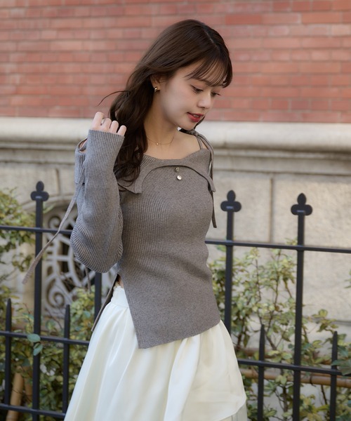 fupel（フぺル）の「off-shoulder ribbon knit × tiered skirt set / オフショルダーリボンニット×ティアードスカートセット（セットアップ・レディース・ライトグレー/ピンク/グレイッシュベージュ・FREE）」の16枚目の写真