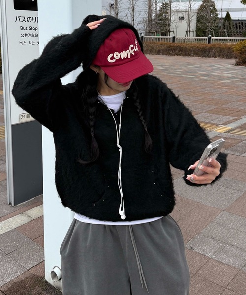 sedacle（セダクル）の「スタッズシャギーニットパーカー（ニット/セーター・メンズ・ブラック/ブラウン/グレー・MEDIUM/LARGE/SMALL）」の2枚目の写真