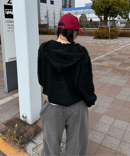 sedacle（セダクル）の「スタッズシャギーニットパーカー（ニット/セーター・メンズ・ブラック/ブラウン/グレー・MEDIUM/LARGE/SMALL）」の7枚目の写真