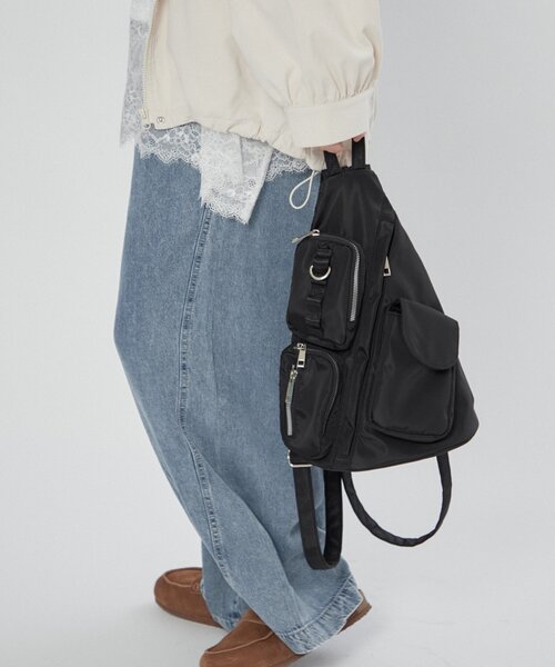 Remind me and forever（リマインドミーアンドフォーエバー）の「【WEB限定】《ショルダーにもリュックにも！》2WAYバッグ（ショルダーバッグ・レディース・ブラック/ブラック系その他・FREE）」の2枚目の写真