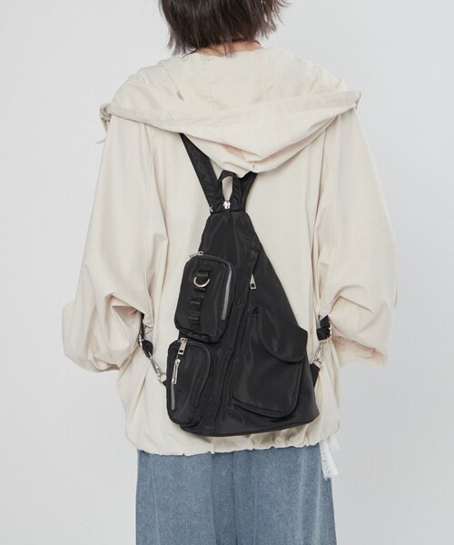 Remind me and forever（リマインドミーアンドフォーエバー）の「【WEB限定】《ショルダーにもリュックにも！》2WAYバッグ（ショルダーバッグ・レディース・ブラック/ブラック系その他・FREE）」の8枚目の写真