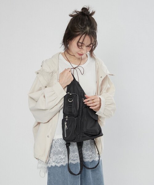 Remind me and forever（リマインドミーアンドフォーエバー）の「【WEB限定】《ショルダーにもリュックにも！》2WAYバッグ（ショルダーバッグ・レディース・ブラック/ブラック系その他・FREE）」の9枚目の写真