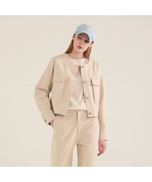 Round Neck Cropped Jacket_Beige