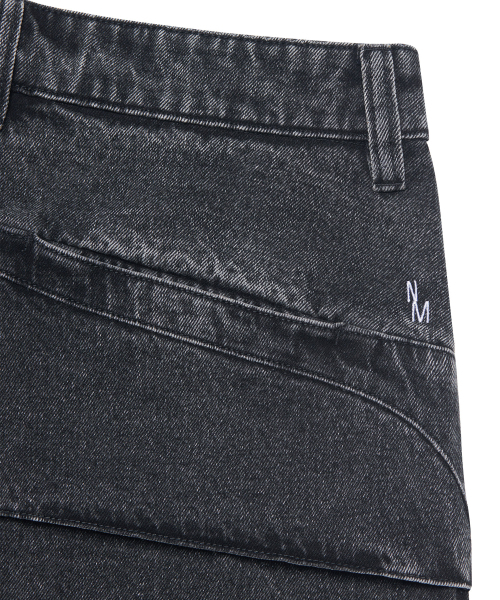 NOMANUAL(NOMANUAL)の「SHIELD DENIM BERMUDA PANTS - WASHED BLACK(その他パンツ・レディース・その他・SMALL/LARGE/MEDIUM)」の7枚目の写真