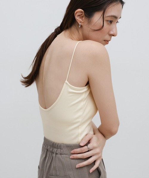 select MOCA（セレクトモカ）の「カップ付きラウンドバックオープンキャミソール（キャミソール・レディース・ブラック/アイボリー・SMALL/MEDIUM/LARGE）」の16枚目の写真