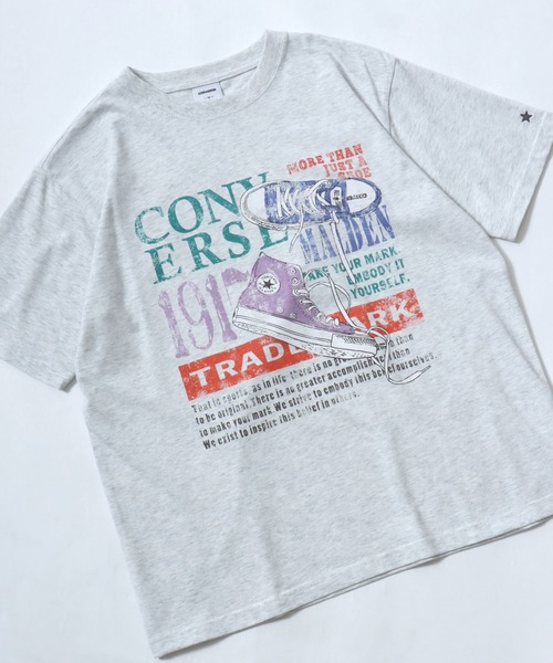 CONVERSE(コンバース)の「CONVERSE White(コンバース ホワイト)シューズグラフィックプリントTシャツ/スニーカーデザイン ビッグシルエット ユニセックス(Tシャツ/カットソー・レディース・グレー系その他/アッシュグレー/ブラック系その他/スミクロ/ホワイト/ホワイト系その他・M/L)」の5枚目の写真