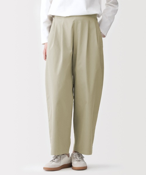 無印良品（ムジルシリョウヒン）の「婦人　高密度ツイル　ワイドテーパードパンツ（その他パンツ・レディース・ブラック/アイボリー/ダークネイビー/ベージュ・S/M/L/XL）」の3枚目の写真