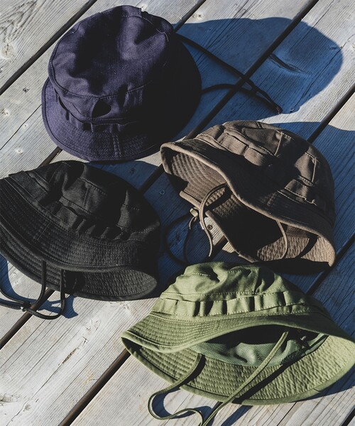 BEAMS PLUS（ビームスプラス）の「Jungle Hat 2 Back Satin（ハット・メンズ・ブラック・S/M）」の2枚目の写真