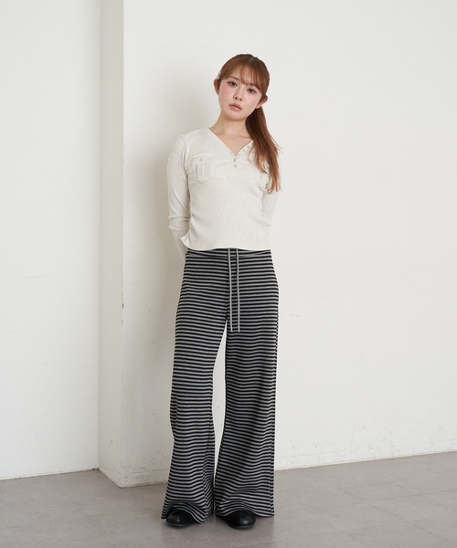RAY CASSIN（レイカズン）の「ボーダーカットパンツ（その他パンツ・レディース・グレー/チャコールグレー・M/L）」の6枚目の写真
