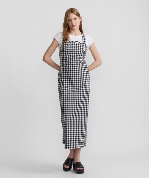 agnes b.（アニエスベー）の「ギンガムチェック コットン ロング エプロン ワンピース "Luberon"（ワンピース・レディース・ブラック・1/2/3）」の2枚目の写真