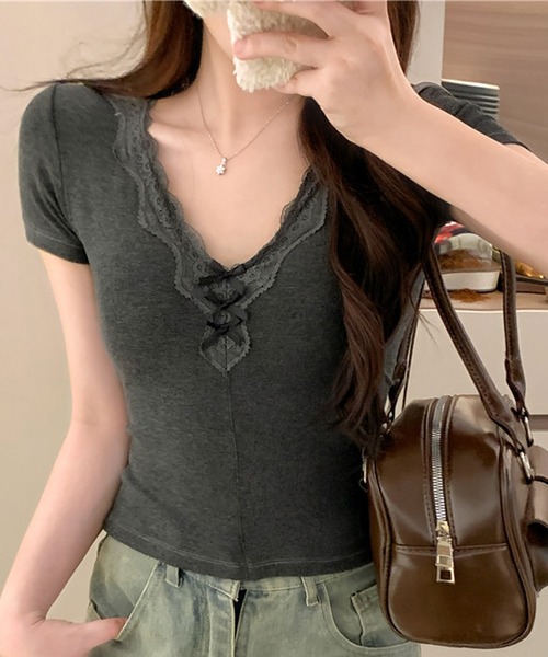 NANEA(ナネア)の「レース&リボン カップ付きVネックTシャツ(Tシャツ/カットソー・レディース・ホワイト/ブラック/チャコールグレー/グレー・フリー)」の14枚目の写真