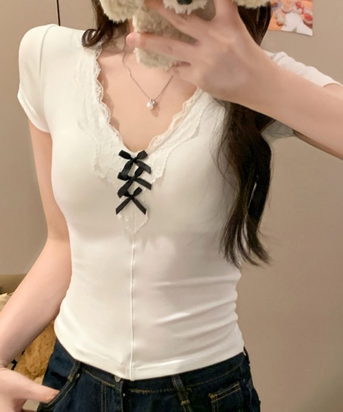 NANEA(ナネア)の「レース&リボン カップ付きVネックTシャツ(Tシャツ/カットソー・レディース・ホワイト/ブラック/チャコールグレー/グレー・フリー)」の5枚目の写真