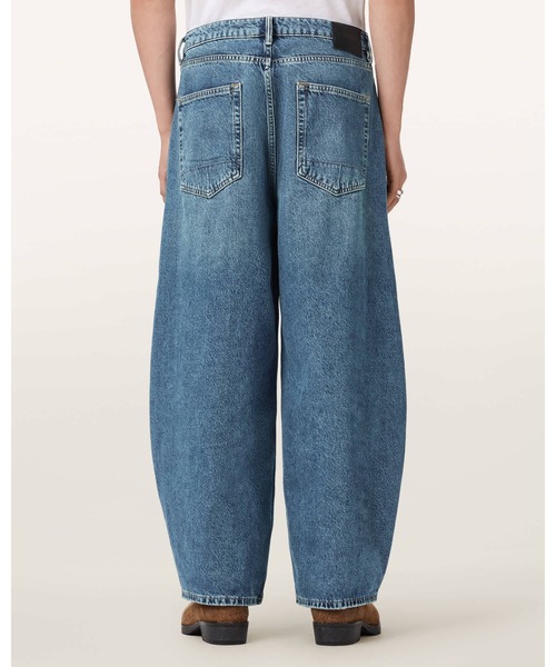 ALLSAINTS（オールセインツ）の「BARREL SLOUCH DENIM JEANS | BARREL SLOUCH デニム ジーンズ（デニムパンツ・メンズ・インディゴブルー・31/30/32/28）」の8枚目の写真