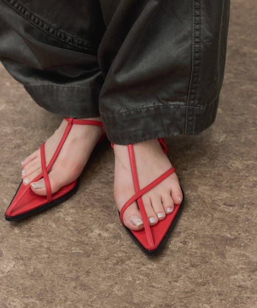 ADAM ET ROPE'（アダムエロペ）の「バックストラップフラットサンダル（サンダル・レディース・ブラック/レッド/キャメル・24/23.5/23/24.5）」の12枚目の写真