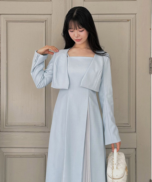 ROYAL PARTY(ロイヤルパーティー)の「ラメツイードノーカラーショートジャケット(ノーカラージャケット・レディース・ブルー/オフホワイト/ブラック・FREE)」の1枚目の写真