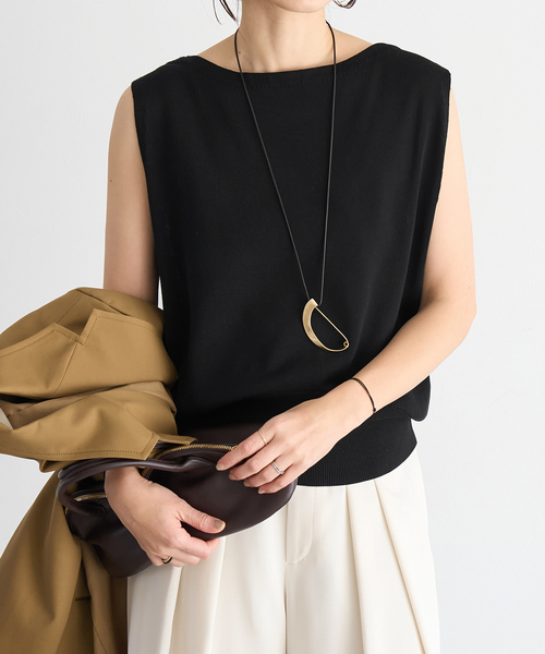 plage(プラージュ)の「Sabrina Neck ベスト(ベスト・レディース・ブラック/グレー・FREE)」の14枚目の写真