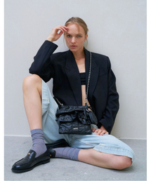 athe（アテ）の「[FRILL] ブラックデュプスキンミニクロス S AABA6E700BK（メッセンジャーバッグ）」