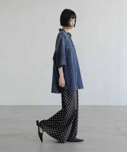 LOWRYS FARM（ローリーズファーム）の「アソートデニムＢＩＧシャツＳＳ 638496（シャツ/ブラウス・レディース・ブルー/ライトブルー/ピンク・FREE）」の9枚目の写真