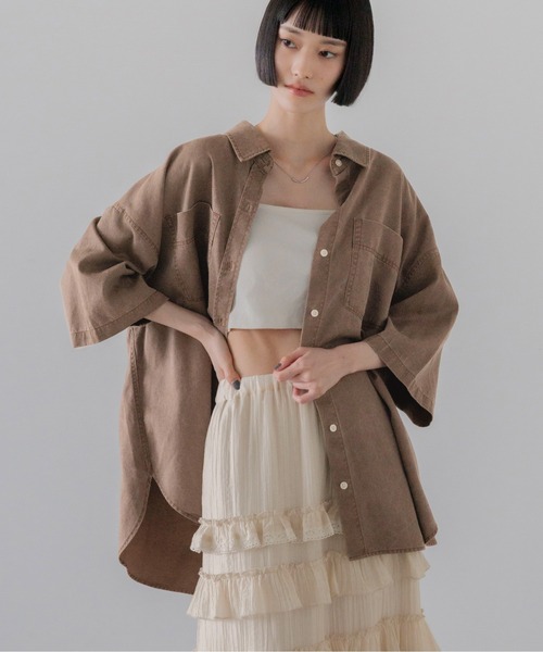 LOWRYS FARM(ローリーズファーム)の「アソートデニムBIGシャツSS 638496(シャツ/ブラウス・レディース・ブルー/ライトブルー/ピンク/ベージュ/ブラウン・FREE)」の10枚目の写真