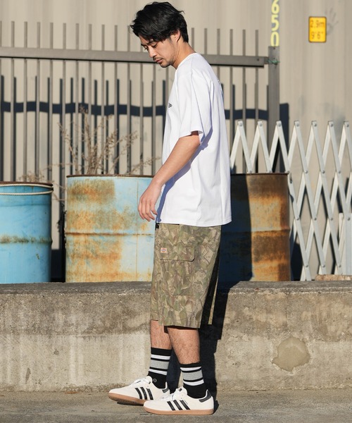 NEW ERA(ニューエラ)の「【ムラサキスポーツ別注】NEW ERA/ニューエラ 半袖 Tシャツ バックプリント 15159351/15159352/15159353(Tシャツ/カットソー・メンズ・ブラック/ストーン/ホワイト・L/M/XL)」の8枚目の写真