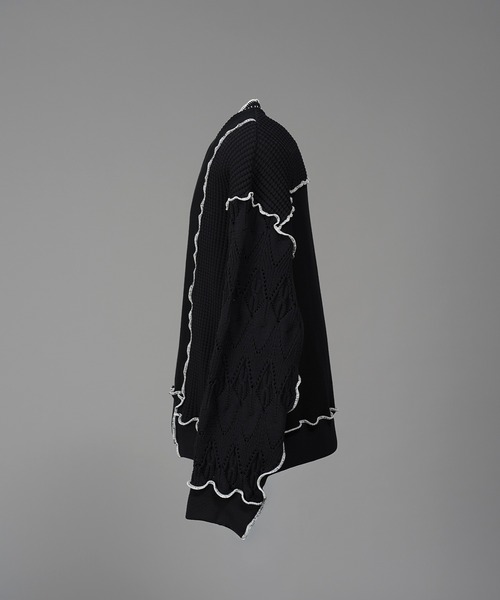MAISON SPECIAL(メゾンスペシャル)の「Knit Docking Prime-Over Lettuce Edge Sweat Pullover/ニットドッキングプライムオーバーメロウトリミングスウェットプルオーバー(スウェット・メンズ・アイボリー/ブラック・0/2/1)」の15枚目の写真