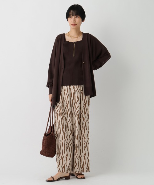 Elura（エルーラ）の「サマープロテクトタンク/659659（タンクトップ・レディース・グレイッシュベージュ/ブラック/ダークブラウン/ホワイト・FREE）」の12枚目の写真