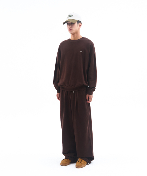 AMESWORLDWIDE（アメスワールドワイド）の「BASIC SMALL LOGO SWEATSHIRT BROWN（スウェット・レディース・その他・LARGE/MEDIUM/SMALL）」の4枚目の写真