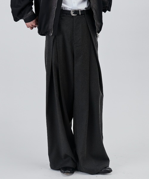 Cross tuck wide straight slacks / クロスタックワイドストレート
