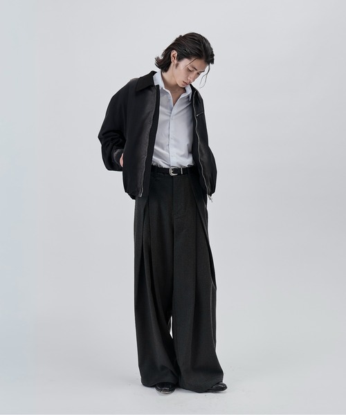 SINSS（シンス）の「Cross tuck wide straight slacks / クロスタックワイドストレートスラックス（スラックス・メンズ・グレー系その他/ブラック系その他・MEDIUM/SMALL/X-SMALL/X-LARGE/LARGE）」の10枚目の写真