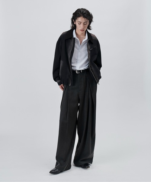 SINSS（シンス）の「Cross tuck wide straight slacks / クロスタックワイドストレートスラックス（スラックス・メンズ・グレー系その他/ブラック系その他・MEDIUM/SMALL/X-SMALL/X-LARGE/LARGE）」の18枚目の写真