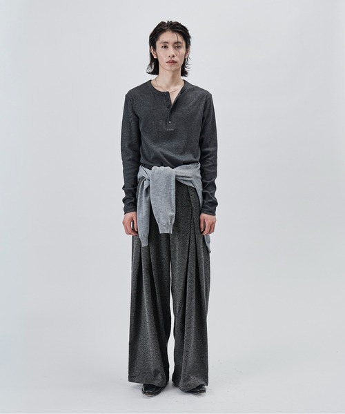 SINSS（シンス）の「Cross tuck wide straight slacks / クロスタックワイドストレートスラックス（スラックス・メンズ・グレー系その他/ブラック系その他・MEDIUM/SMALL/X-SMALL/X-LARGE/LARGE）」の21枚目の写真