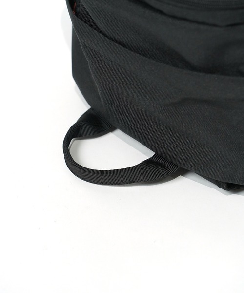 UNIVERSAL OVERALL（ユニバーサルオーバーオール）の「"07"≪UNIVERSAL OVERALL≫7ポケット/30L カラビナキーポルダー付き バックパック（バックパック/リュック・メンズ・ブラック・ONE SIZE）」の13枚目の写真
