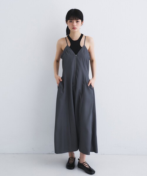 CODE A(コードエー)の「sensual strap cami dress(ワンピース・レディース・ダークグレー/ホワイト・00)」の5枚目の写真