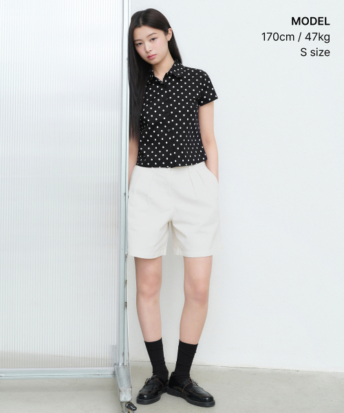 MUSINSA STANDARD WOMAN（ムシンサスタンダードウーマン）の「ウィメンズポルカドットキャップスリーブシャツ[ブラック]（シャツ/ブラウス・レディース・その他・X-SMALL/SMALL/MEDIUM/LARGE）」の2枚目の写真